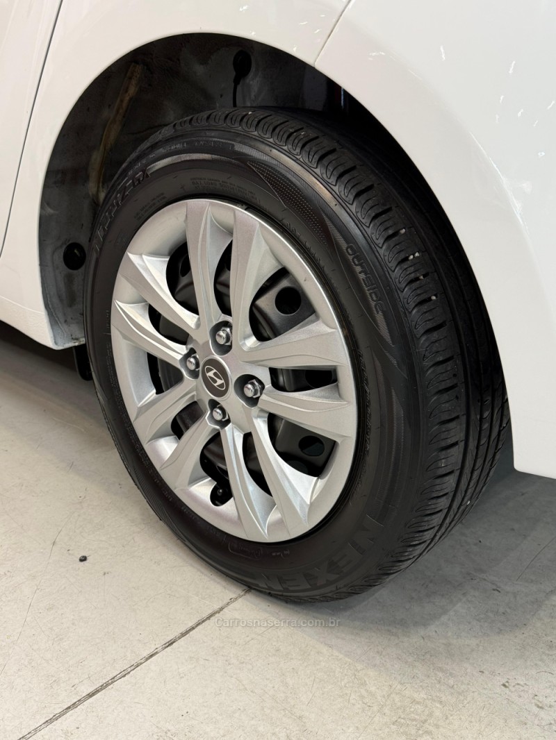 HB20 1.0 COMFORT 12V FLEX 4P MANUAL - 2017 - CAXIAS DO SUL