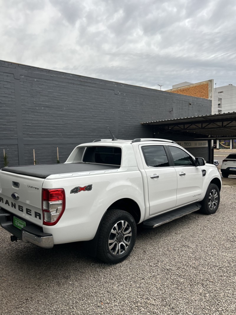 RANGER 3.2 LIMITED PLUS 4X4 CD 20V DIESEL 4P AUTOMÁTICO - 2023 - CARAZINHO