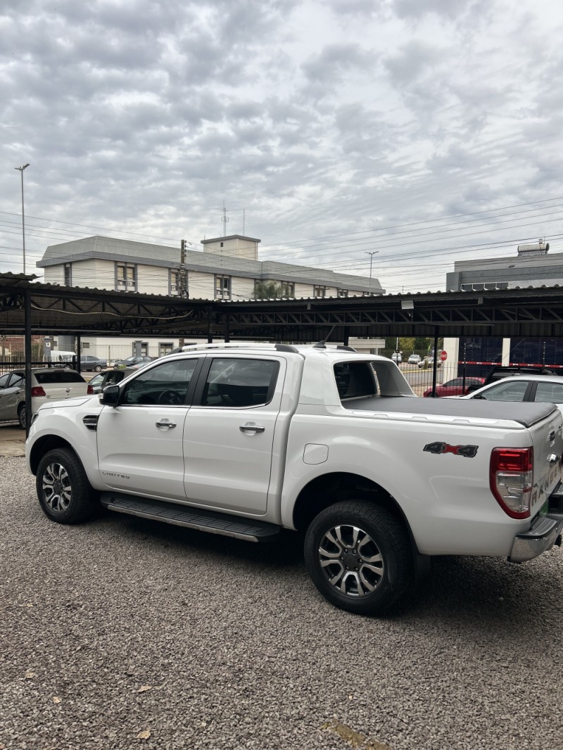 RANGER 3.2 LIMITED PLUS 4X4 CD 20V DIESEL 4P AUTOMÁTICO - 2023 - CARAZINHO