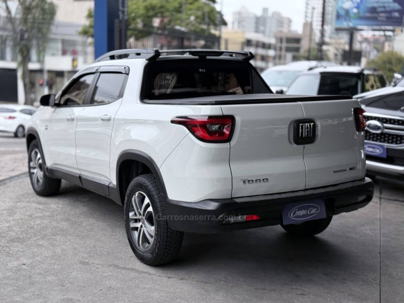 TORO 2.0 16V TURBO DIESEL FREEDOM 4WD AT9 AUTOMÁTICO - 2018 - CAXIAS DO SUL