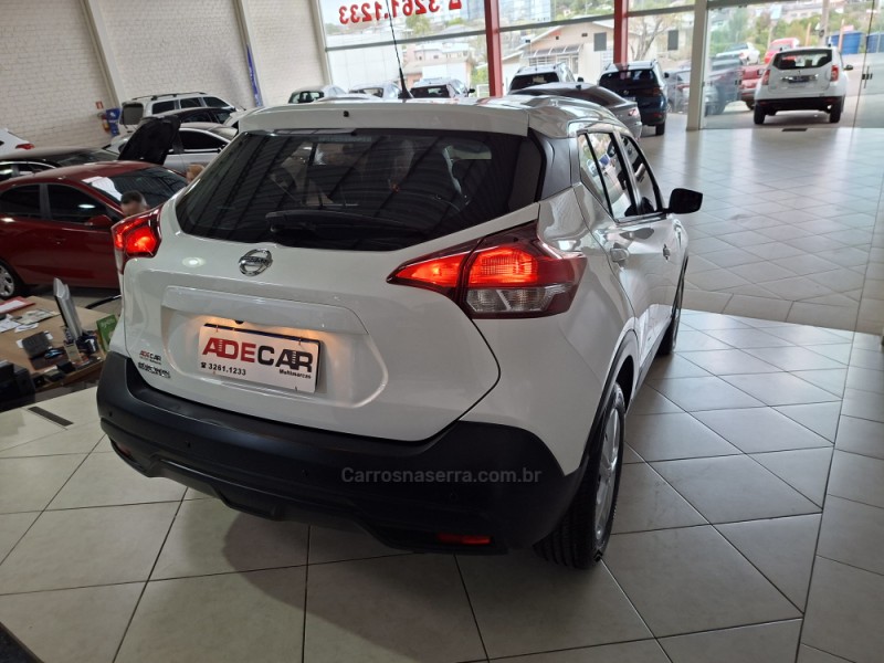 KICKS 1.6 16V FLEX S 4P MANUAL - 2020 - FARROUPILHA