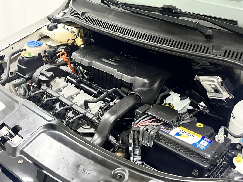 FOX 1.0 ITREND 8V FLEX 4P MANUAL - 2014 - BENTO GONçALVES