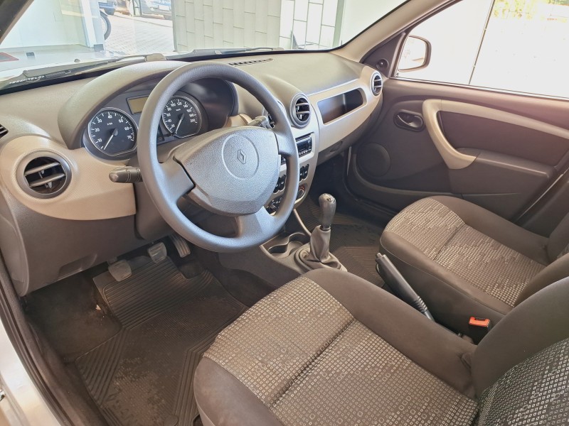 SANDERO 1.0 EXPRESSION 16V FLEX 4P MANUAL - 2010 - ESTâNCIA VELHA