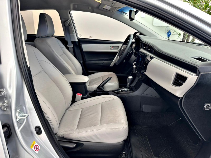 COROLLA 2.0 XEI 16V FLEX 4P AUTOMÁTICO - 2017 - CAXIAS DO SUL