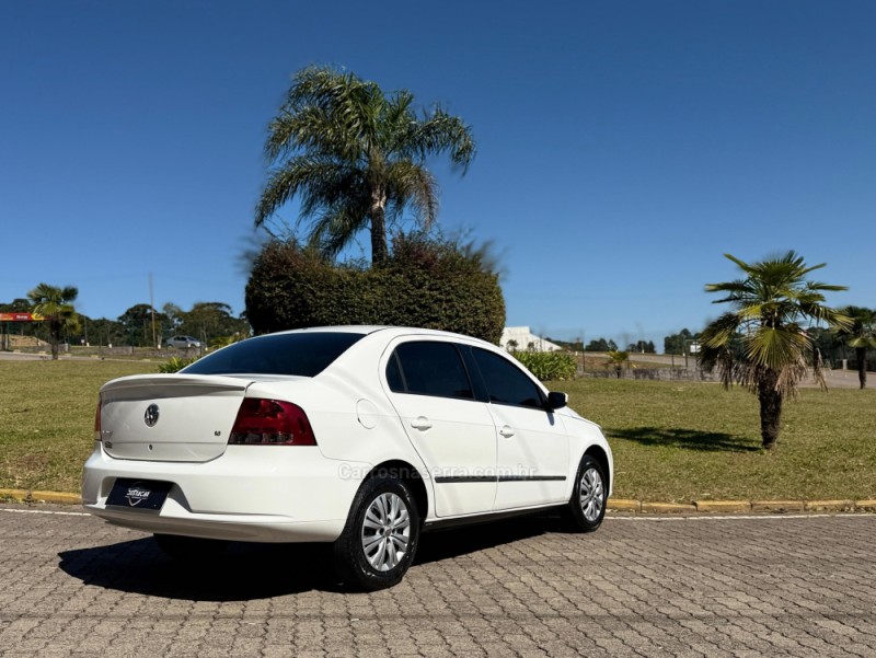 VOYAGE 1.6 MI TREND 8V FLEX 4P MANUAL - 2010 - CAXIAS DO SUL