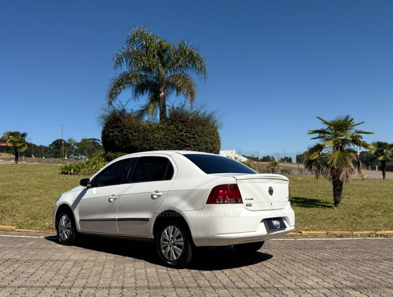 VOYAGE 1.6 MI TREND 8V FLEX 4P MANUAL - 2010 - CAXIAS DO SUL