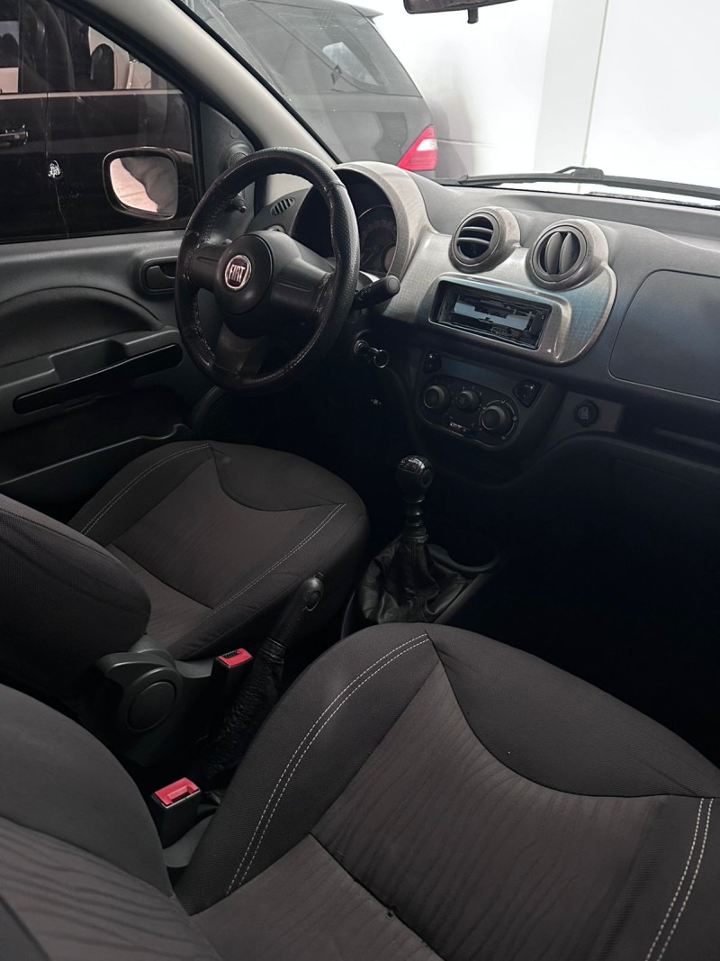 UNO 1.4 EVO WAY 8V FLEX 4P MANUAL - 2012 - FARROUPILHA