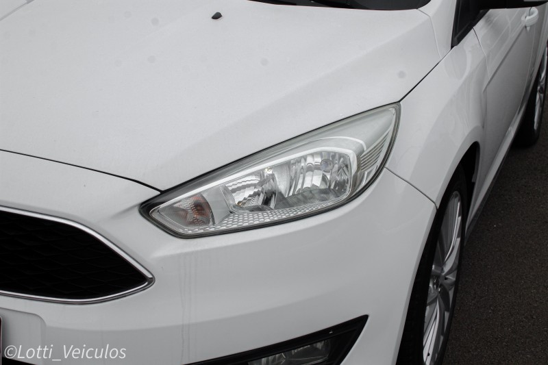 FOCUS 2.0 SE SEDAN 16V FLEX 4P AUTOMÁTICO - 2016 - FARROUPILHA