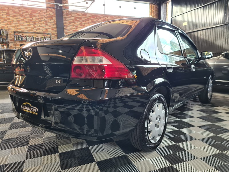 PRISMA 1.4 MPFI JOY 8V FLEX 4P MANUAL - 2009 - FARROUPILHA
