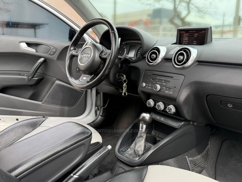 A1 1.4 TFSI ATTRACTION 16V 122CV GASOLINA 2P AUTOMÁTICO - 2012 - NOVO HAMBURGO