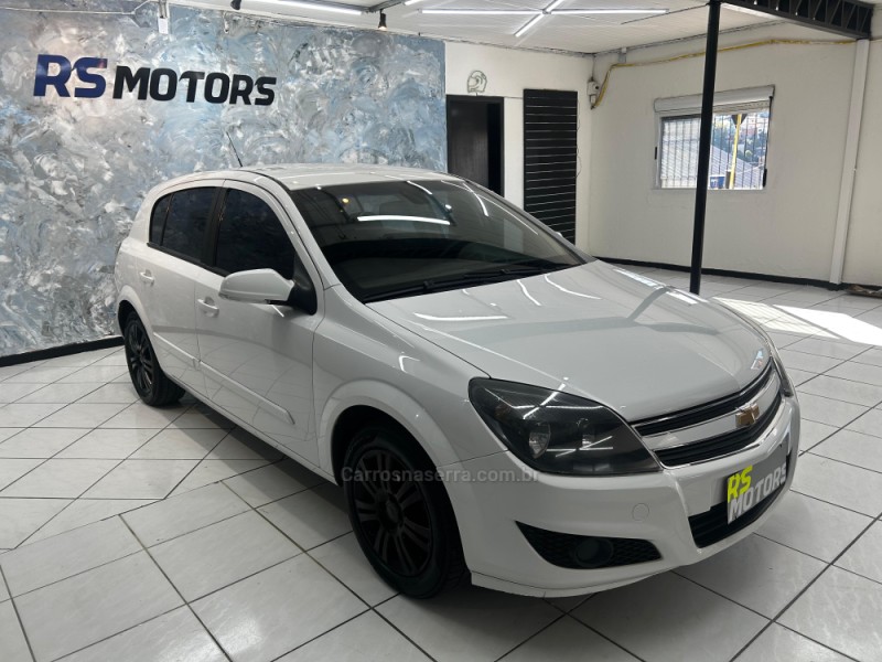 VECTRA 2.0 MPFI GT HATCH 8V FLEX 4P MANUAL - 2010 - CAXIAS DO SUL