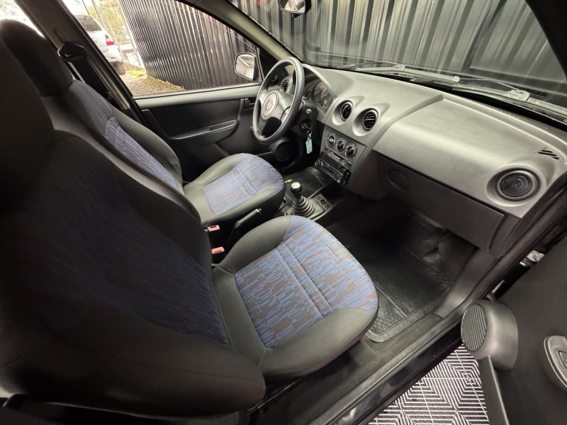 CELTA 1.0 MPFI VHCE SPIRIT 8V FLEX 4P MANUAL - 2011 - CAXIAS DO SUL
