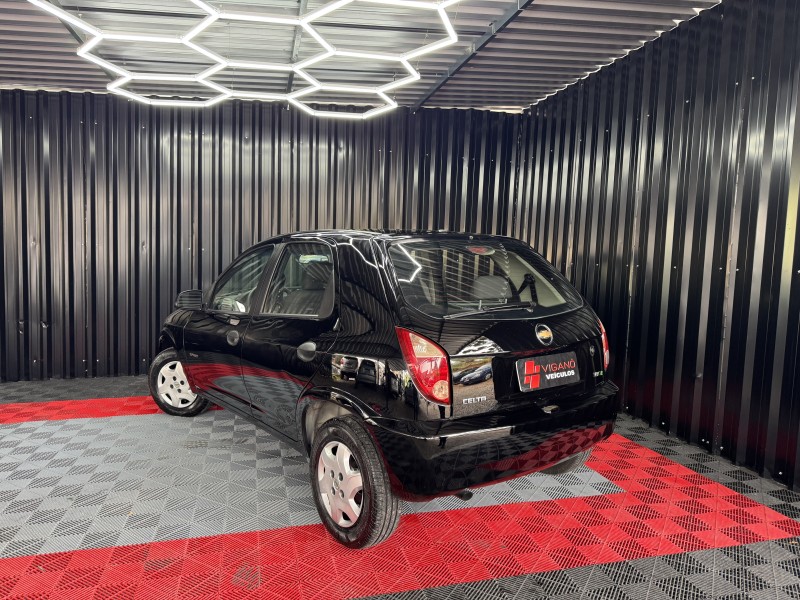 CELTA 1.0 MPFI VHCE SPIRIT 8V FLEX 4P MANUAL - 2011 - CAXIAS DO SUL