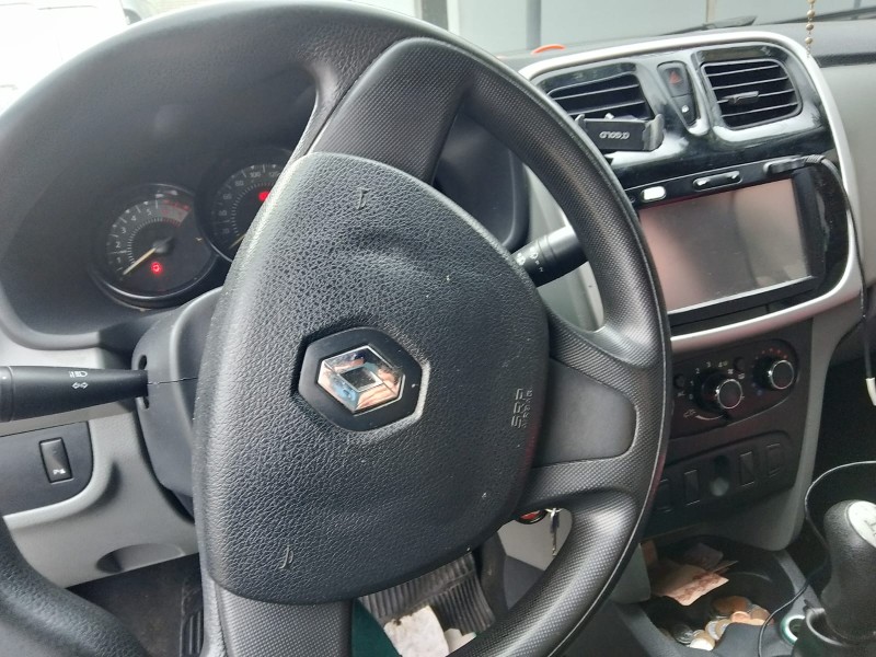 LOGAN 1.0 EXPRESSION 16V FLEX 4P MANUAL - 2015 - CAXIAS DO SUL