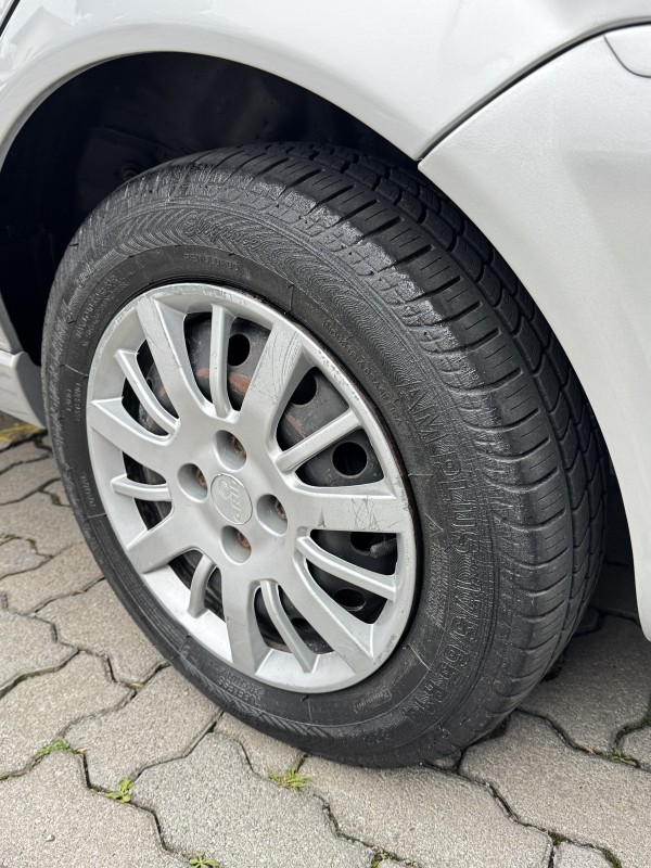 SIENA 1.0 MPI EL 8V FLEX 4P MANUAL - 2010 - CAXIAS DO SUL