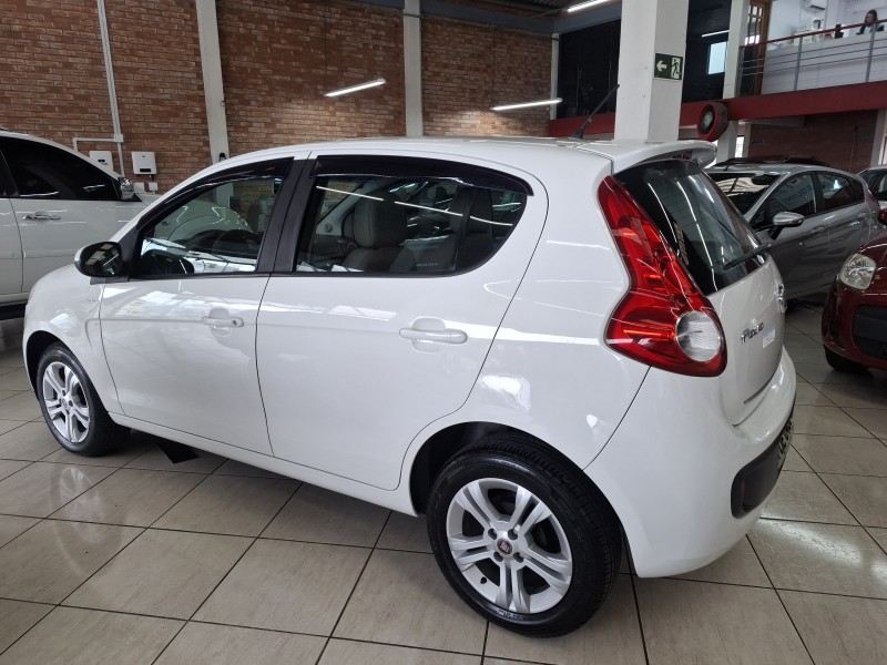 PALIO 1.6 MPI ESSENCE 16V FLEX 4P AUTOMATIZADO - 2013 - FARROUPILHA
