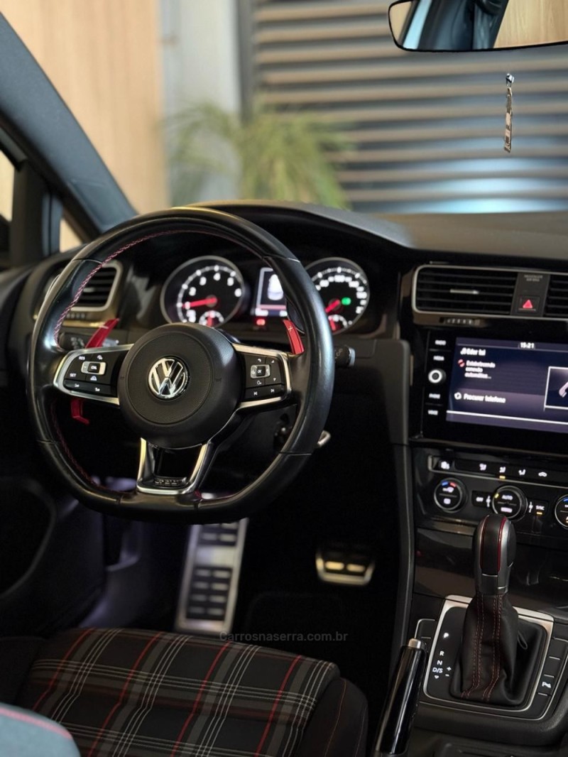 GOLF 2.0 GTI HIGHLINE 16V GASOLINA 4P AUTOMÁTICO - 2017 - LAJEADO