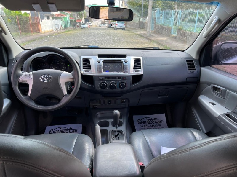 HILUX 2.7 SR 4X2 CD 16V GASOLINA 4P AUTOMÁTICO - 2012 - CANELA