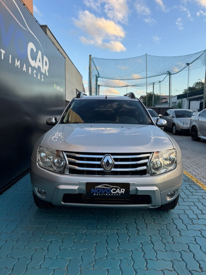 DUSTER 1.6 DYNAMIQUE 4X2 16V FLEX 4P MANUAL - 2013 - ESTâNCIA VELHA