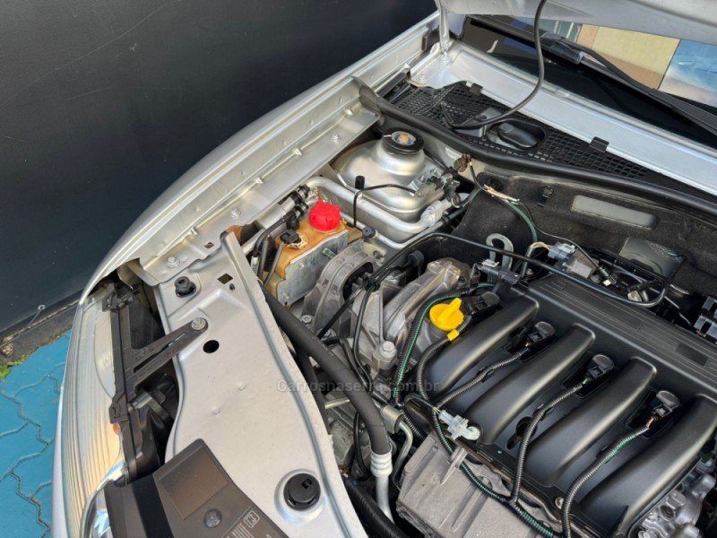 DUSTER 1.6 DYNAMIQUE 4X2 16V FLEX 4P MANUAL - 2013 - ESTâNCIA VELHA