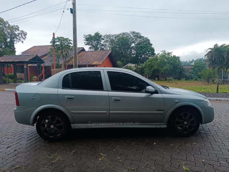 ASTRA 2.0 MPFI ADVANTAGE 8V FLEX 4P MANUAL - 2009 - IVOTI