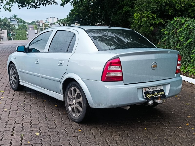 ASTRA 2.0 MPFI ADVANTAGE 8V FLEX 4P MANUAL - 2009 - IVOTI