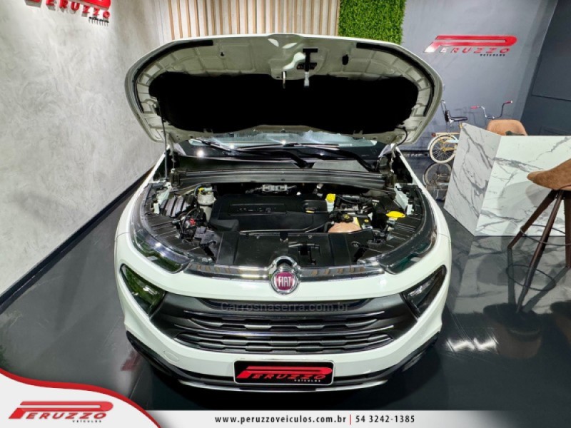 TORO 2.0 16V TURBO DIESEL FREEDOM MANUAL - 2018 - NOVA PRATA