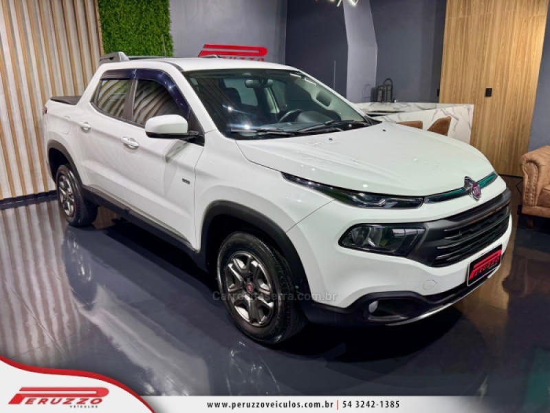 TORO 2.0 16V TURBO DIESEL FREEDOM MANUAL - 2018 - NOVA PRATA