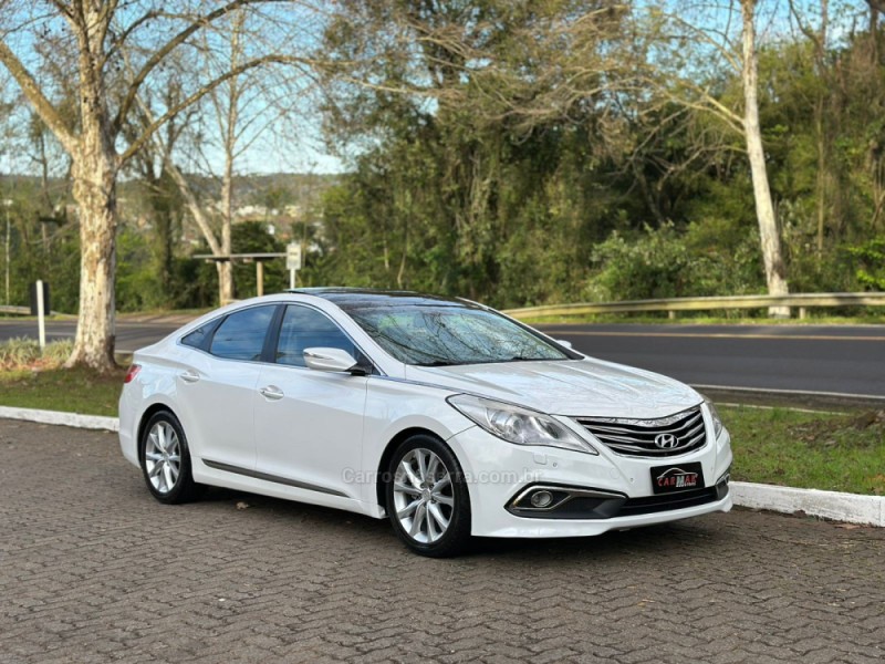AZERA 3.0 MPFI GLS V6 24V GASOLINA 4P AUTOMÁTICO - 2015 - DOIS IRMãOS