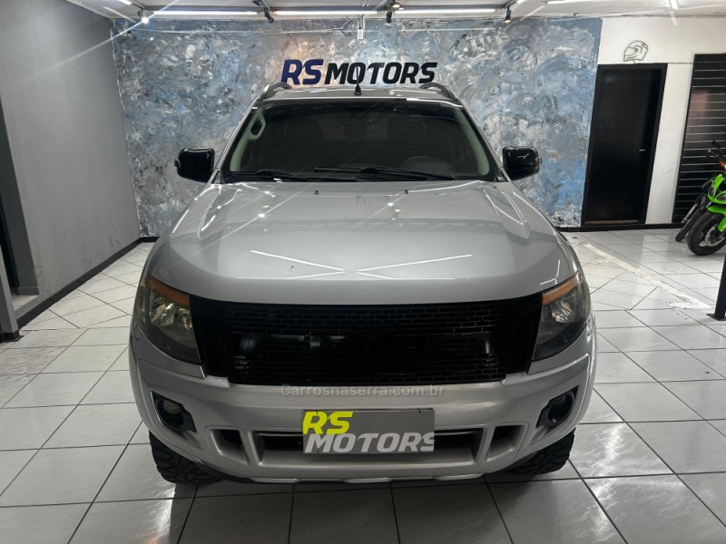 RANGER 3.2 LIMITED 4X4 CD 20V DIESEL 4P AUTOMÁTICO - 2013 - CAXIAS DO SUL
