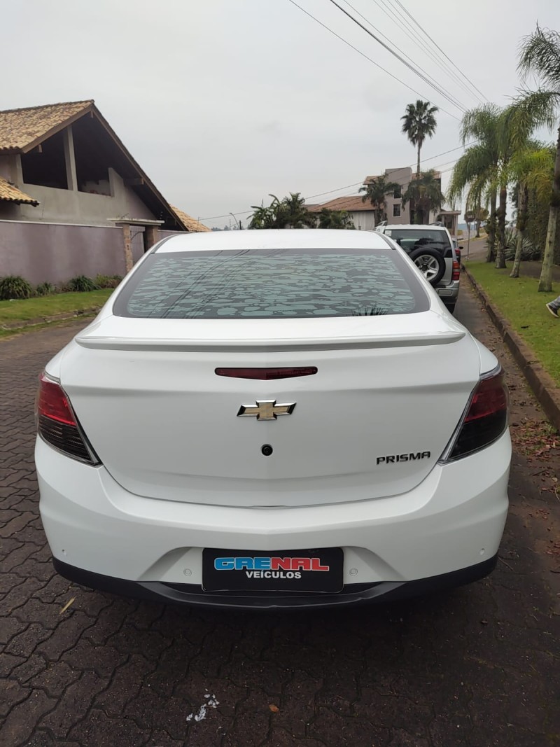 PRISMA 1.0 MPFI ADVANTAGE 8V FLEX 4P MANUAL - 2015 - CAMPO BOM