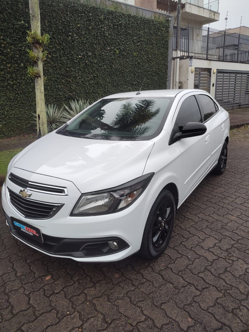PRISMA 1.0 MPFI ADVANTAGE 8V FLEX 4P MANUAL - 2015 - CAMPO BOM