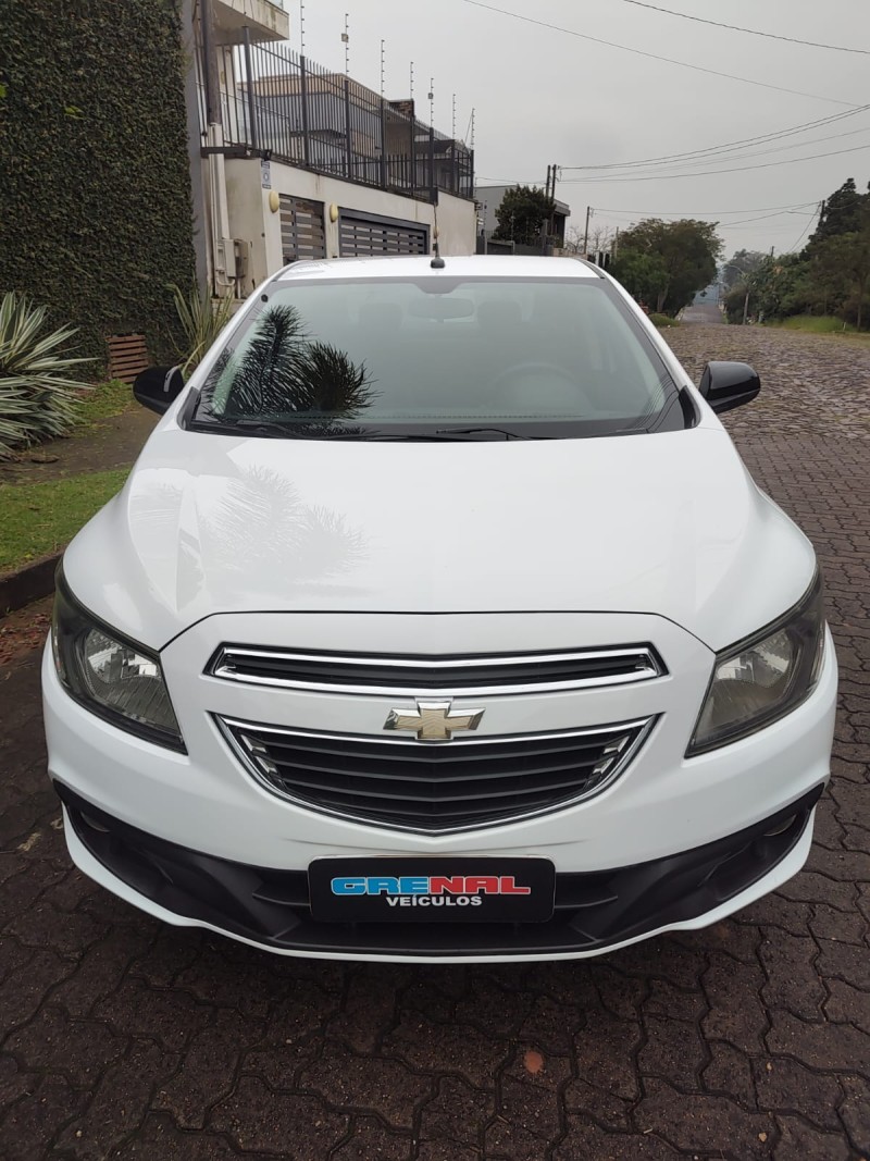 PRISMA 1.0 MPFI ADVANTAGE 8V FLEX 4P MANUAL - 2015 - CAMPO BOM