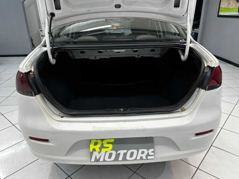 SIENA 1.4 MPI ELX 8V FLEX 4P MANUAL - 2015 - CAXIAS DO SUL