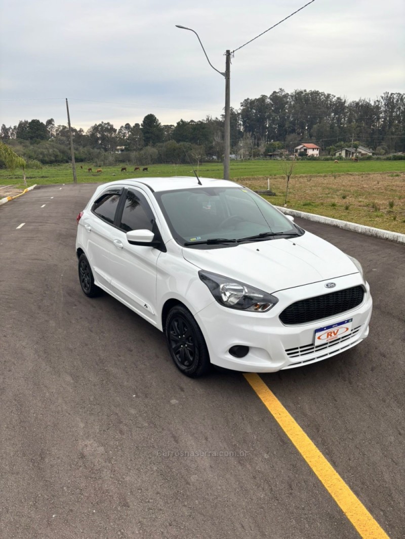 KA 1.0 SE 12V FLEX 4P MANUAL - 2017 - CARLOS BARBOSA