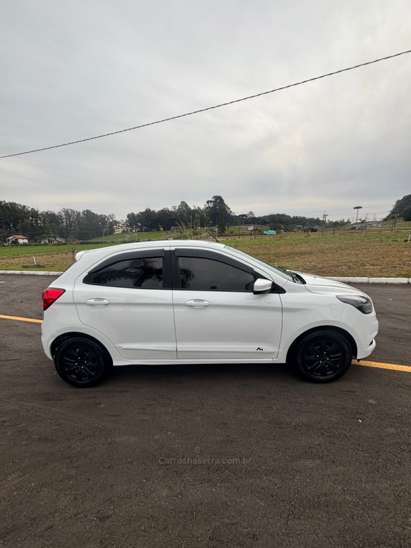 KA 1.0 SE 12V FLEX 4P MANUAL - 2017 - CARLOS BARBOSA