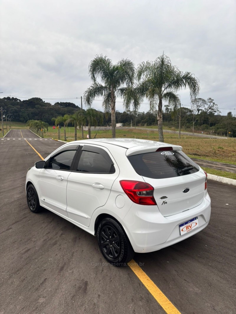 KA 1.0 SE 12V FLEX 4P MANUAL - 2017 - CARLOS BARBOSA