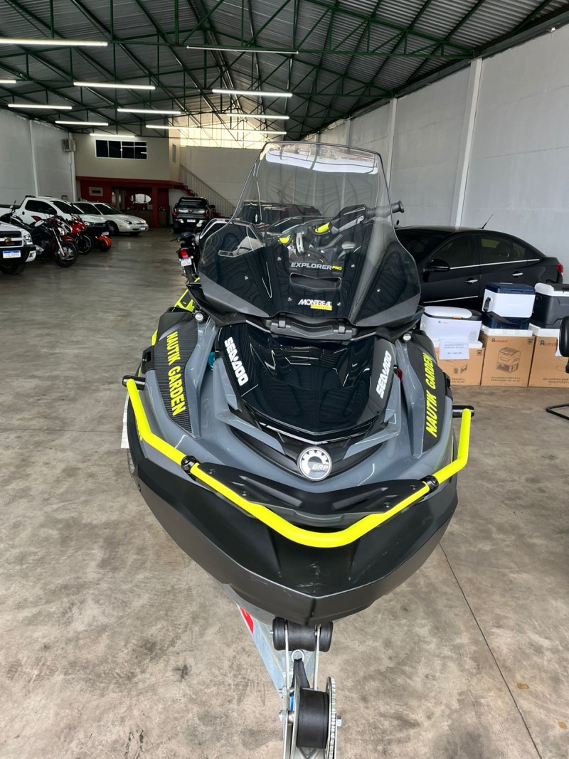 JET SKI 