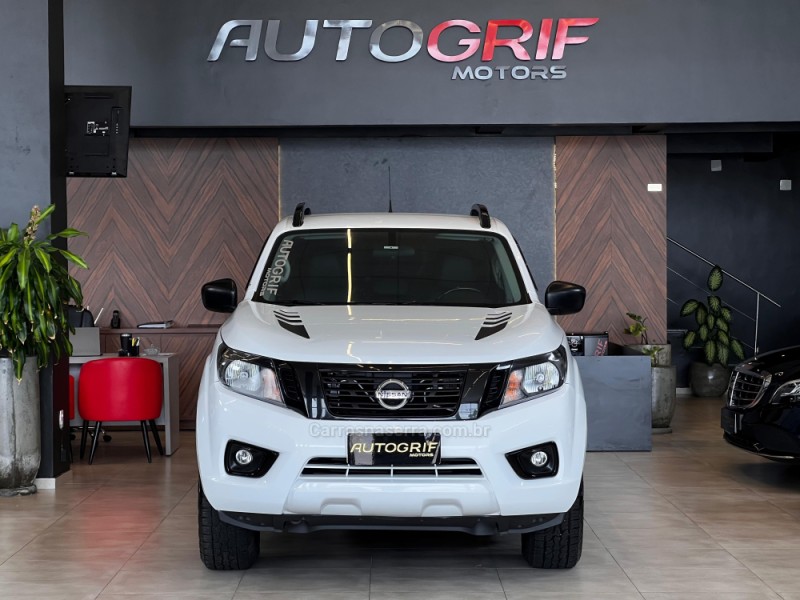 FRONTIER 2.3 ATTACK 4X4 CD BI-TURBO DIESEL 4P AUTOMÁTICO - 2021 - CAMPO BOM