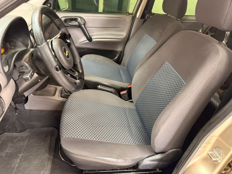 CORSA 1.0 MPFI CLASSIC SEDAN 8V GASOLINA 4P MANUAL - 2013 - CAXIAS DO SUL