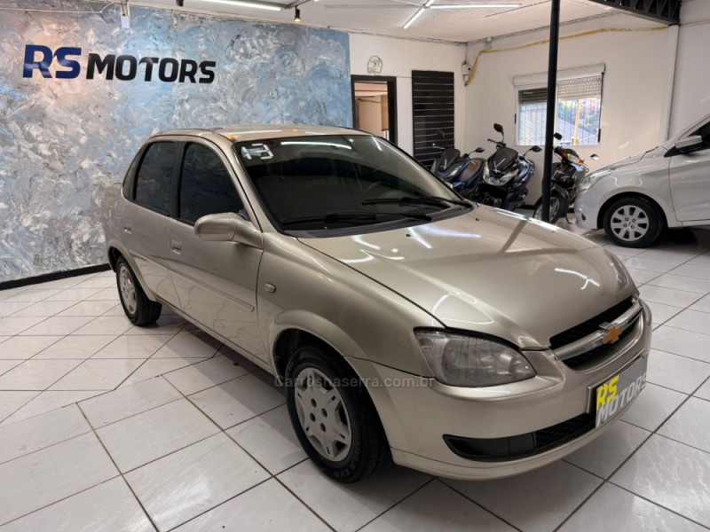 CORSA 1.0 MPFI CLASSIC SEDAN 8V GASOLINA 4P MANUAL - 2013 - CAXIAS DO SUL