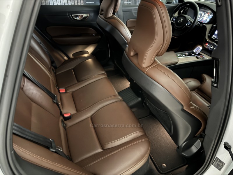 XC60 2.0 T8 INSCRIPTION 4P HYBRID AUTOMÁTICO - 2020 - CAXIAS DO SUL