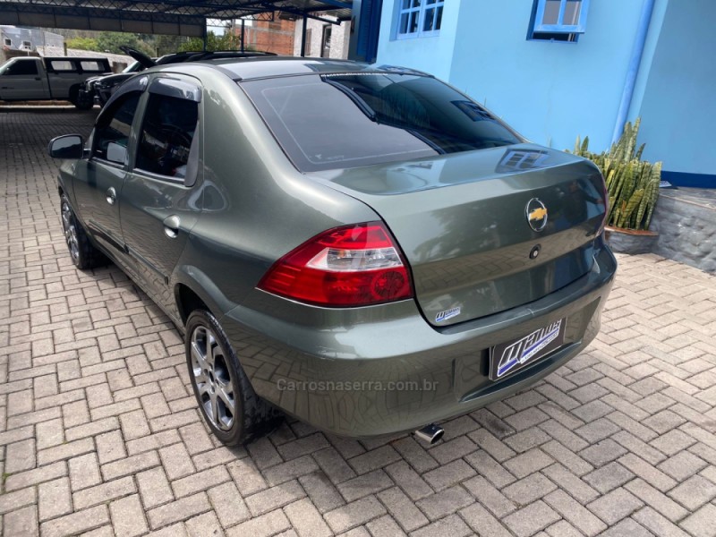 PRISMA 1.0 MPFI VHCE JOY 8V FLEX 4P MANUAL - 2011 - CANELA