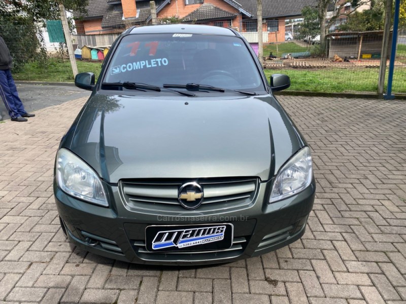 PRISMA 1.0 MPFI VHCE JOY 8V FLEX 4P MANUAL - 2011 - CANELA