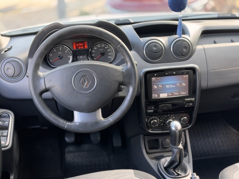 DUSTER 1.6 DYNAMIQUE 4X2 16V FLEX 4P MANUAL - 2015 - BENTO GONçALVES