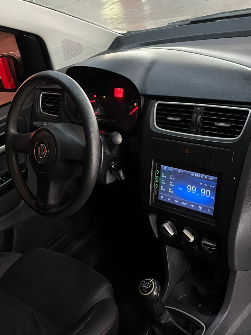 FOX 1.0 MI TREND 8V FLEX 4P MANUAL - 2013 - SãO LEOPOLDO