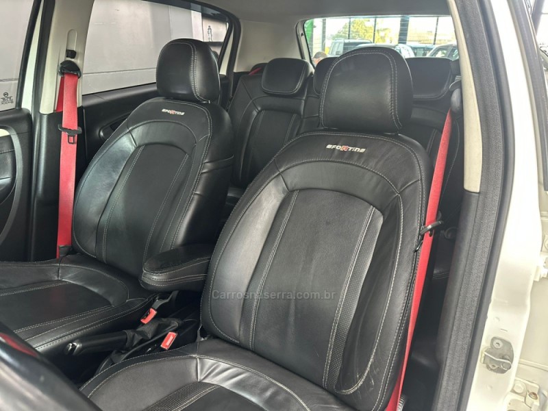PUNTO 1.8 SPORTING 16V FLEX 4P AUTOMATIZADO - 2013 - VACARIA