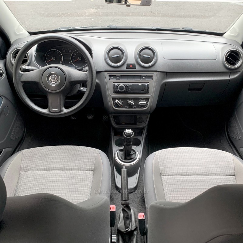 VOYAGE 1.0 MI 8V FLEX 4P MANUAL - 2013 - FLORES DA CUNHA