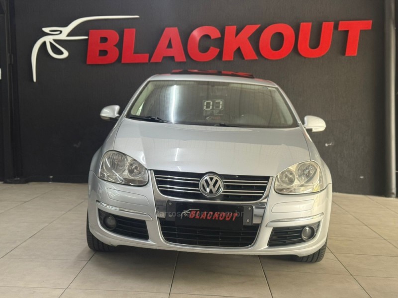JETTA 2.5 I 20V 150CV GASOLINA 4P TIPTRONIC - 2007 - CAMPO BOM