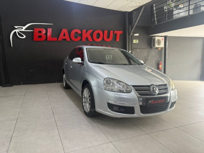 JETTA 2.5 I 20V 150CV GASOLINA 4P TIPTRONIC - 2007 - CAMPO BOM
